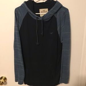 Hollister Navy Pullover Sweatshirt - Men’s M